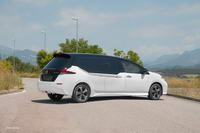 foto: Nissan Leaf Coche Funebre_07.jpg