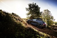 foto: Audi Q8 e-tron edition Dakar_09.jpg