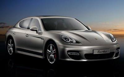 PORSCHE_PANAMERA_400