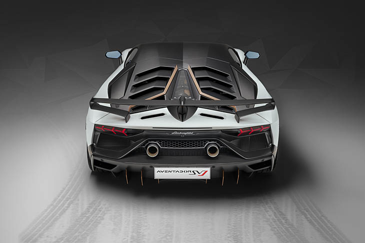 Lamborghini Aventador SVJ - MotorMundial