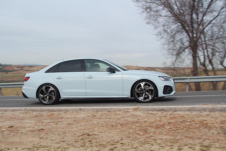 Prueba: Audi A4 35 TFSI MHEV Black Line Edition